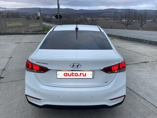 2018 Hyundai Solaris II, белый, 1500000 рублей, вид 4