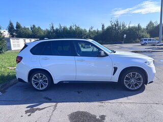2017 BMW X5 30d III (F15), белый, 3175000 рублей, вид 3