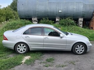 2003 Mercedes-Benz C-Класс 200 II (W203), серый, 650000 рублей, вид 2