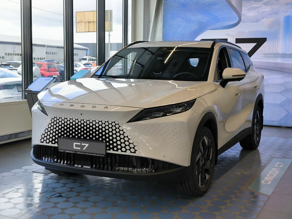 Открыть фотографии: Omoda C7