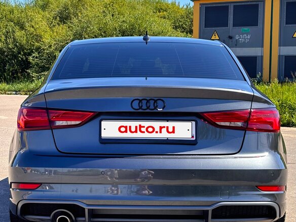 2018 Audi A3 III (8V) Рестайлинг, серый, 2300000 рублей - вид 6