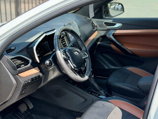 2025 Lada (ВАЗ) Vesta SW Cross I Рестайлинг (NG), белый, 2230000 рублей, вид 3