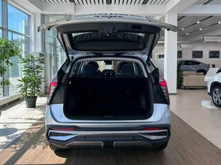 2026 Geely Atlas II, серебристый, 4119990 рублей, вид 3