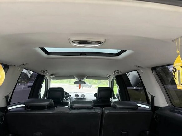 2010 Mercedes-Benz GL-Класс 350 I (X164) Рестайлинг, чёрный, 1400000 рублей - вид 17