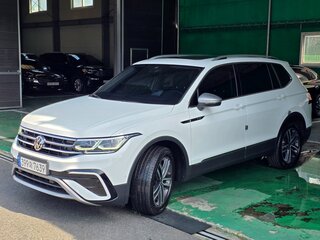 2023 Volkswagen Tiguan Allspace II Рестайлинг, белый, 2400000 рублей, вид 1