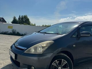 2004 Toyota Wish I, серый, 670000 рублей, вид 1