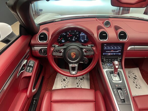 2018 Porsche Boxster IV 718 (982), белый, 6700000 рублей - вид 16