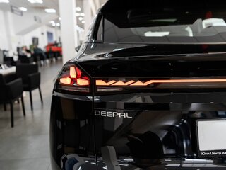 2025 Changan Deepal S07 31.73 kWh I, чёрный, 5289900 рублей, вид 5