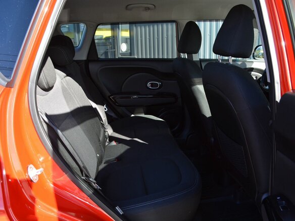 2019 Kia Soul II Рестайлинг, красный, 1699888 рублей - вид 19