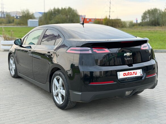2013 Chevrolet Volt I, чёрный, 1045000 рублей - вид 5