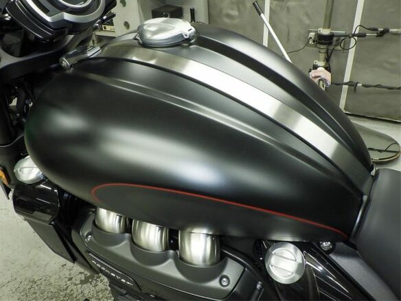 2026 Triumph Rocket III, чёрный, 2800000 рублей - вид 12