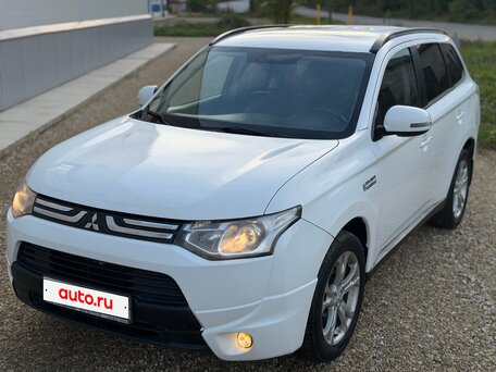 2013 Mitsubishi Outlander III, белый, 1190000 рублей, вид 5