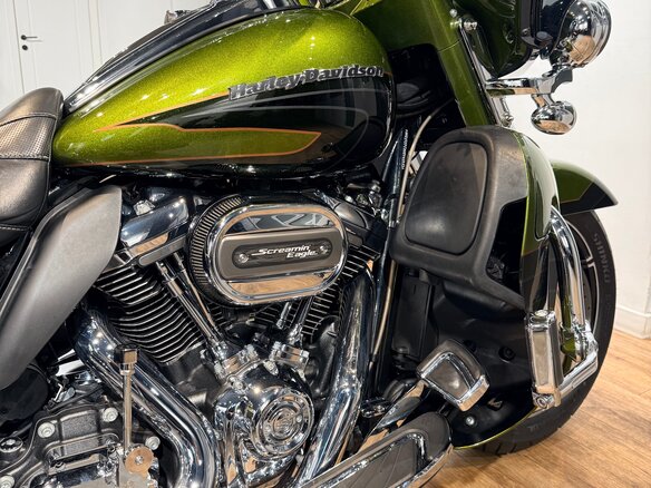 2017 Harley-Davidson CVO Limited, зелёный, 2299000 рублей - вид 15