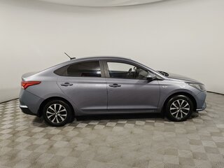 2020 Hyundai Solaris II Рестайлинг, серый, 1495000 рублей, вид 4
