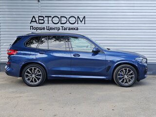 2019 BMW X5 40i IV (G05/G18), синий, 4840000 рублей, вид 4