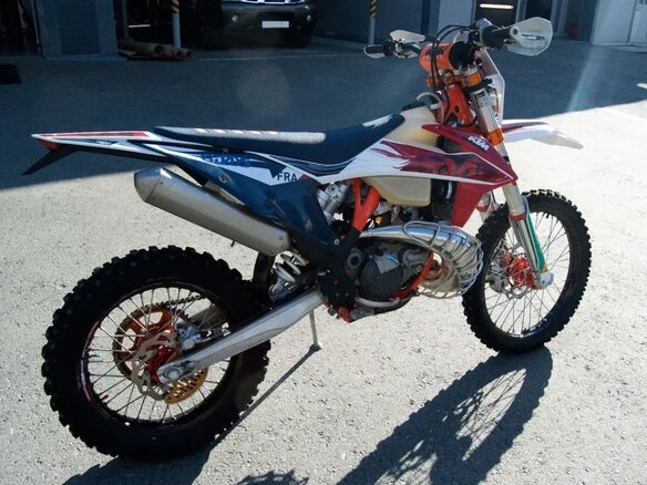 2022 KTM 250 EXC F, оранжевый, 700000 рублей - вид 2