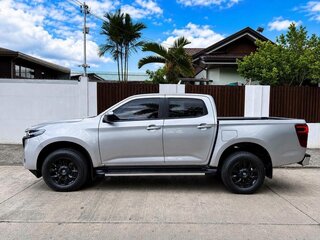 2025 Mazda BT-50 III Рестайлинг, серебристый, 5181028 рублей, вид 4