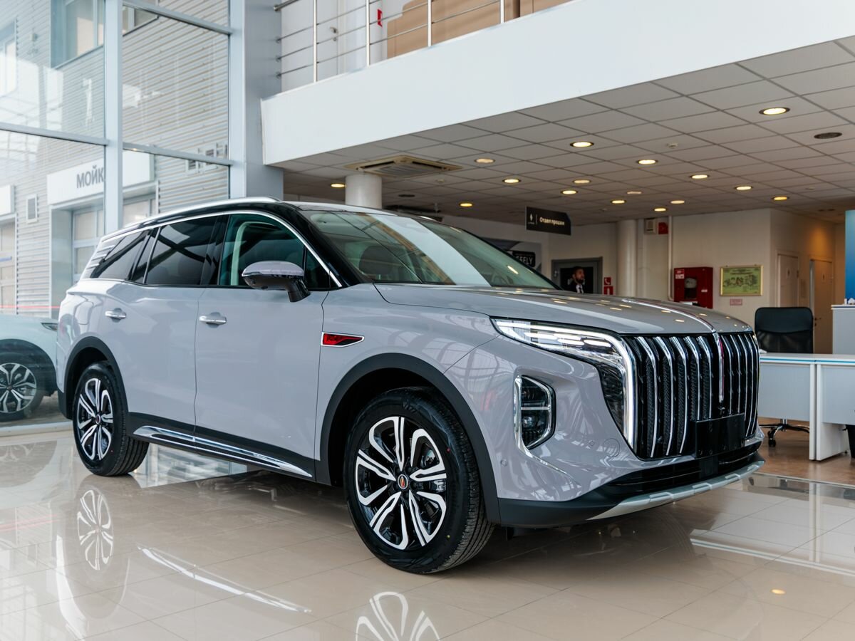 Открыть фотографии: Hongqi HS7 II