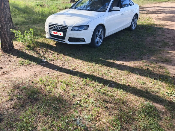 2011 Audi A4 IV (B8), белый, 1200000 рублей