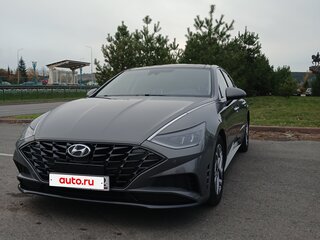 2020 Hyundai Sonata VIII (DN8), серый, 2400000 рублей, вид 1