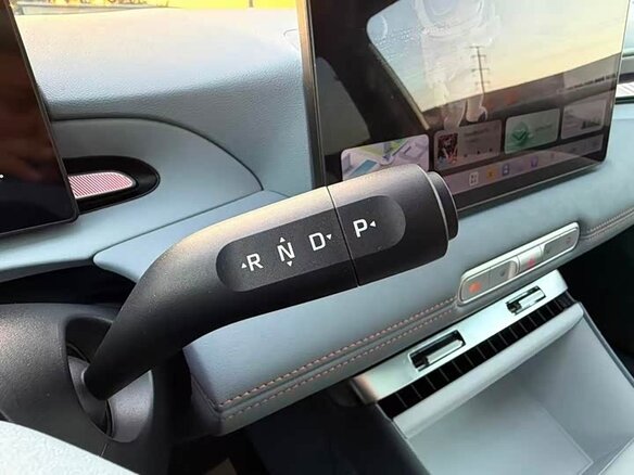 2025 MG 4 EV 42.8 kWh II, зелёный, 1675000 рублей - вид 27