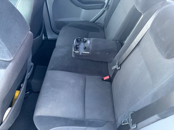 2008 Ford Focus II Рестайлинг, чёрный, 400000 рублей - вид 19