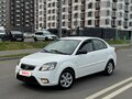 2011 Kia Rio II Рестайлинг, белый