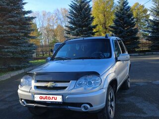 2011 Chevrolet Niva I Рестайлинг, серебристый, 444444 рублей, вид 3