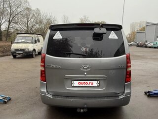 2012 Hyundai Grand Starex I, серый, 1900000 рублей, вид 3