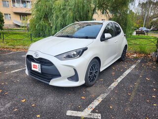 2020 Toyota Yaris IV, белый, 1170000 рублей, вид 2