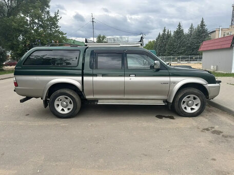 2004 Mitsubishi L200 III, зелёный, 850000 рублей, вид 4