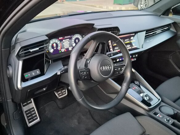 2021 Audi A3 Sportback 35 TFSI IV (8Y), чёрный, 2970000 рублей - вид 8