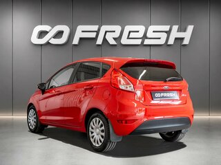 2015 Ford Fiesta Mk6 Рестайлинг, красный, 1020000 рублей, вид 2