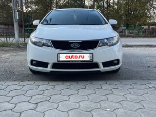 2009 Kia Cerato 5-speed II, белый, 735000 рублей, вид 3