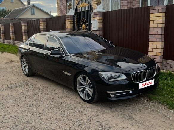 2013 BMW 7 серии Long 740Li xDrive V (F01/F02/F04) Рестайлинг, чёрный, 2500000 рублей - вид 12