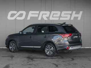 2021 Mitsubishi Outlander III Рестайлинг 3, серый, 2350000 рублей, вид 2