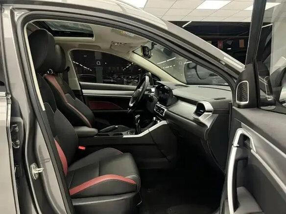 2022 Geely Binyue I Рестайлинг, серый, 1350000 рублей - вид 15