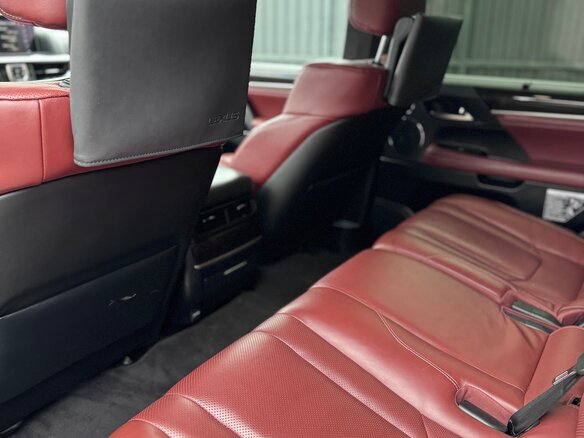 2019 Lexus LX 570 III Рестайлинг 2, белый, 7999999 рублей - вид 13
