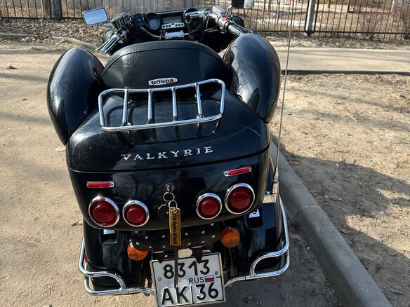 2001 Honda Valkyrie 1500, чёрный, 700000 рублей - вид 6
