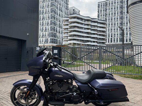 2024 Harley-Davidson Street Glide, пурпурный, 2800000 рублей - вид 6