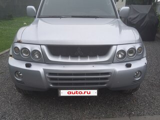 2006 Mitsubishi Pajero III Рестайлинг, серебристый, 800000 рублей, вид 4