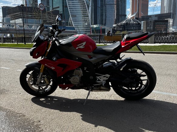 2014 BMW S 1000 R, красный, 820000 рублей - вид 1