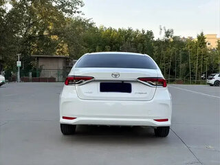 2022 Toyota Corolla XII (E210), белый, 1130000 рублей, вид 5