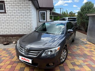 2011 Toyota Camry VI (XV40) Рестайлинг, серебристый, 1600000 рублей, вид 1