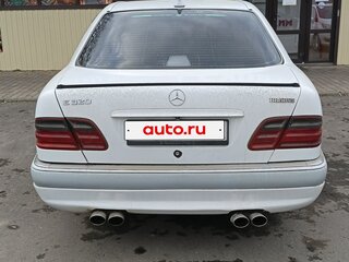 1996 Mercedes-Benz E-Класс 320 II (W210, S210), белый, 450000 рублей, вид 5