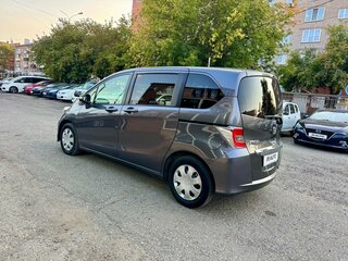 Honda Freed I Рестайлинг 2