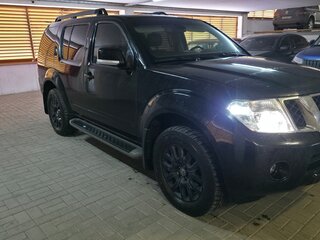2011 Nissan Pathfinder III Рестайлинг, чёрный, 1500000 рублей, вид 3