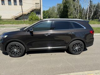 2017 Kia Sorento 6-speed III Prime Рестайлинг, коричневый, 2600000 рублей, вид 2