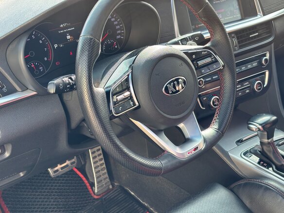 2019 Kia Optima IV Рестайлинг, белый, 1990000 рублей - вид 13