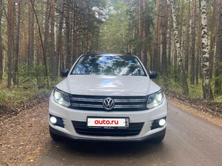 2016 Volkswagen Tiguan I Рестайлинг, белый, 1590000 рублей, вид 1